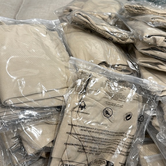 Shapewear Tummy Control Seamless V-Neck Body Shaper Bodysuit in Skin Neutral Tan - Picture 7 of 7